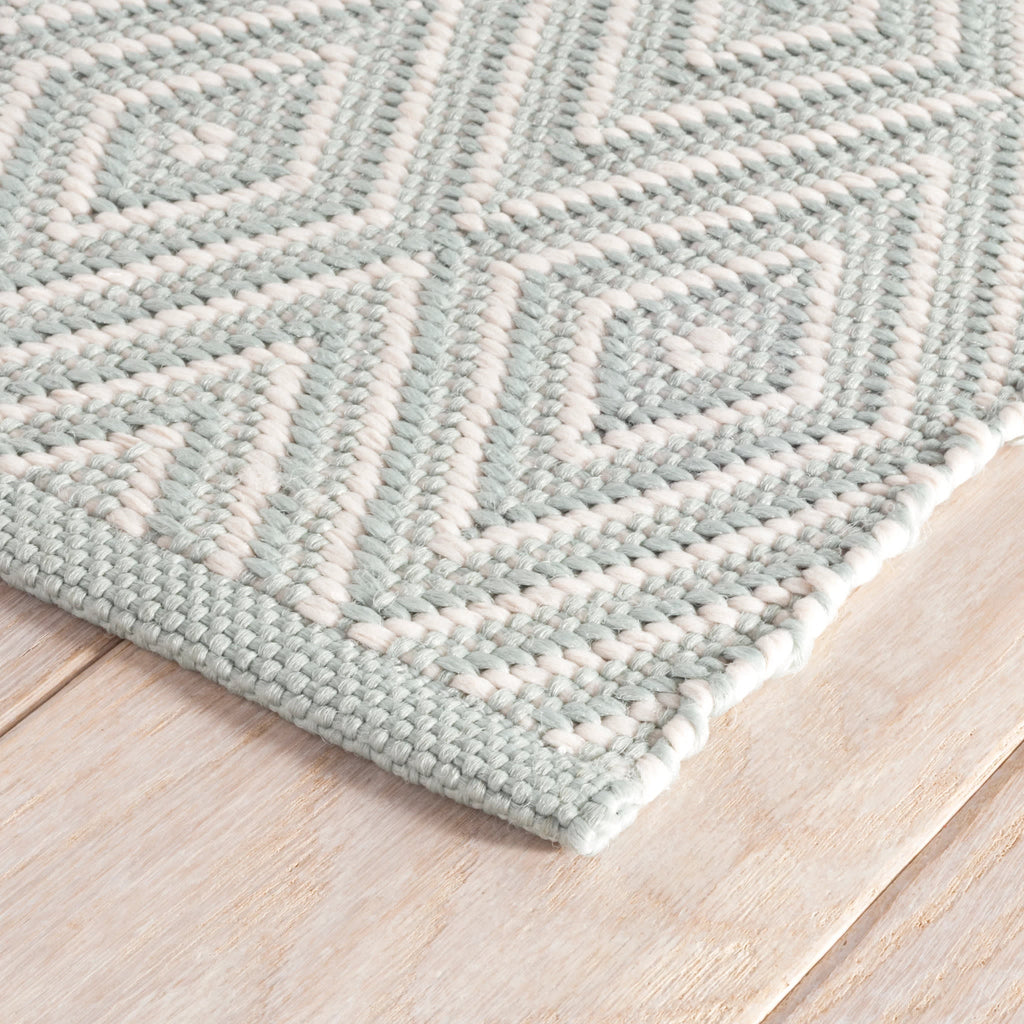 Diamond Handwoven Indoor/Outdoor Rug | Light Blue/Ivory 2