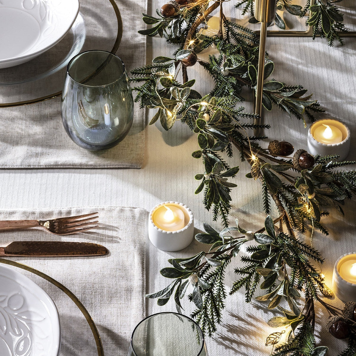 Elegant Gold Leaf String Lights with Timer & Warm White LED Glow for Cozy Christmas Decor 3