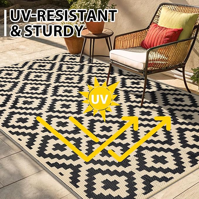 Reverse side of the double-sided plastic straw rug showing the second look
